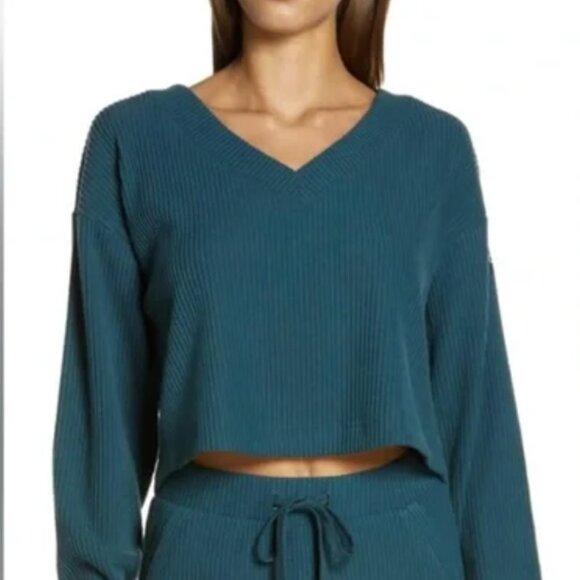 Alo Yoga Must Ribbed Crop Pullover Size Large - Picture 1 of 4